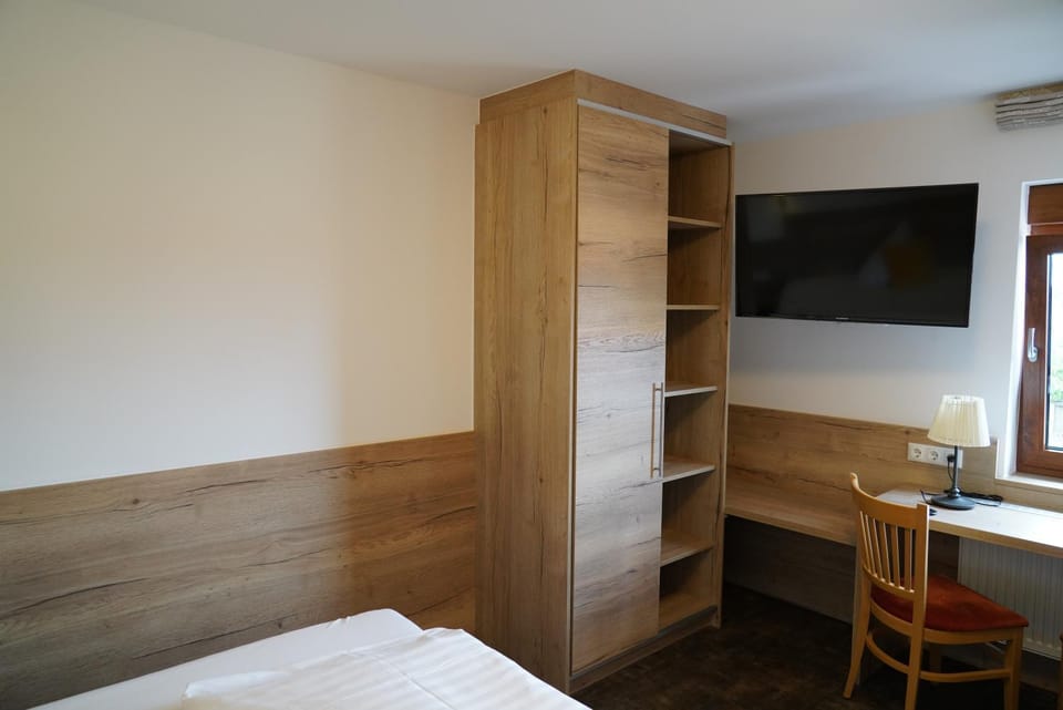 Photo of the whole room, wardrobe