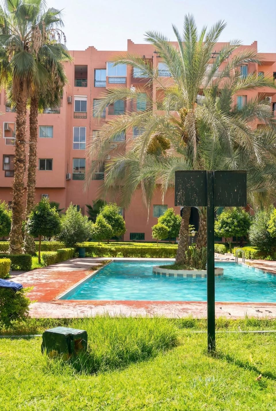 Stylish Magnifique Duplex de Standing, 3 Chambres, Piscine, Proche de Gueliz Apartment in Marrakesh