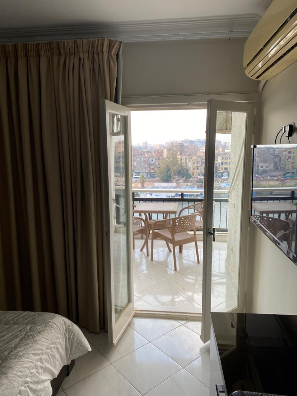 Modern nile view apartment Apartment in Cairo