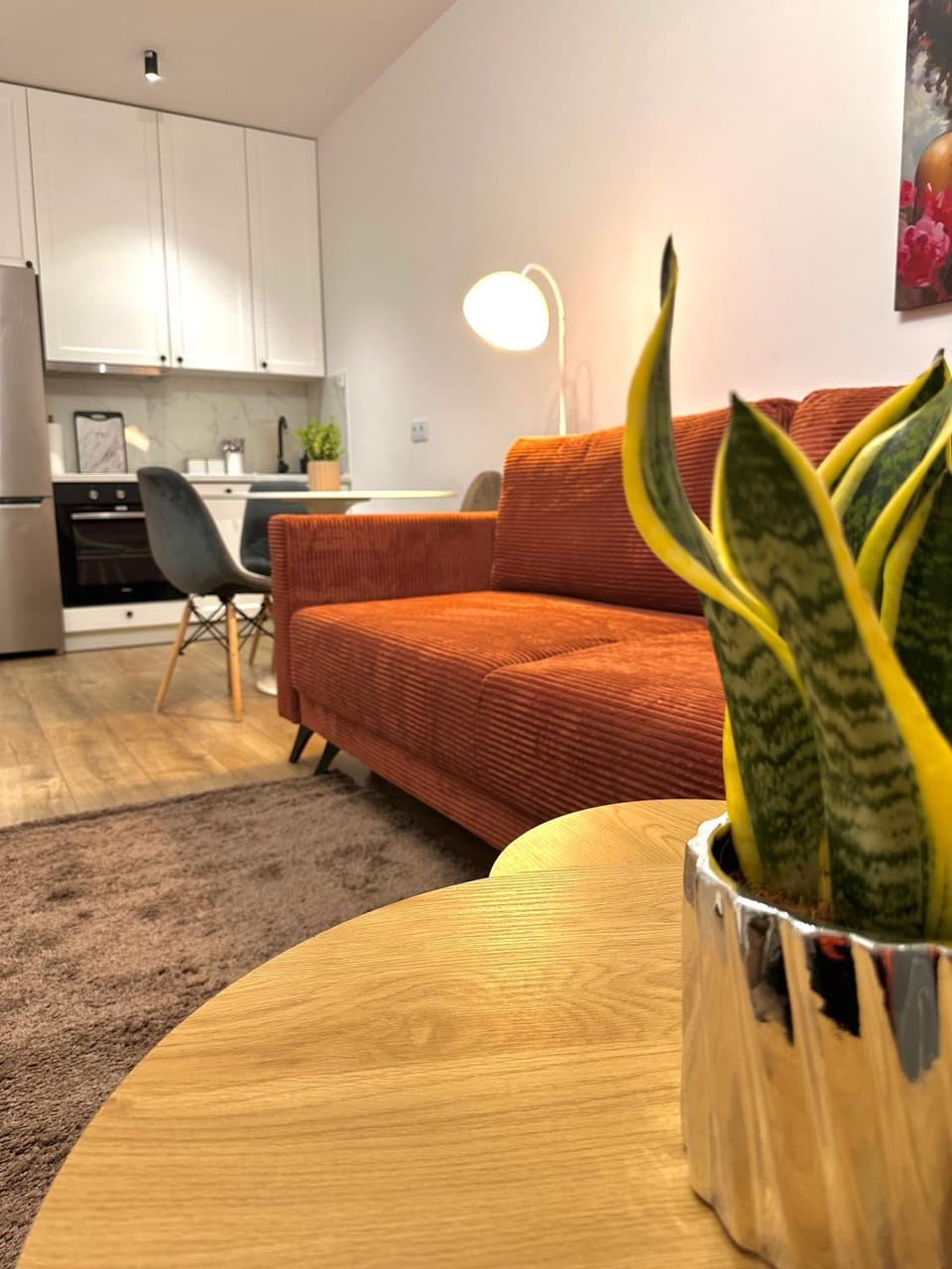 Living room, pet friendly