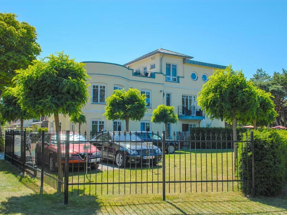 Property building, Parking