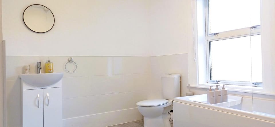 Prime Town Centre-Location-Station-WiFi-Parking Apartment in Luton