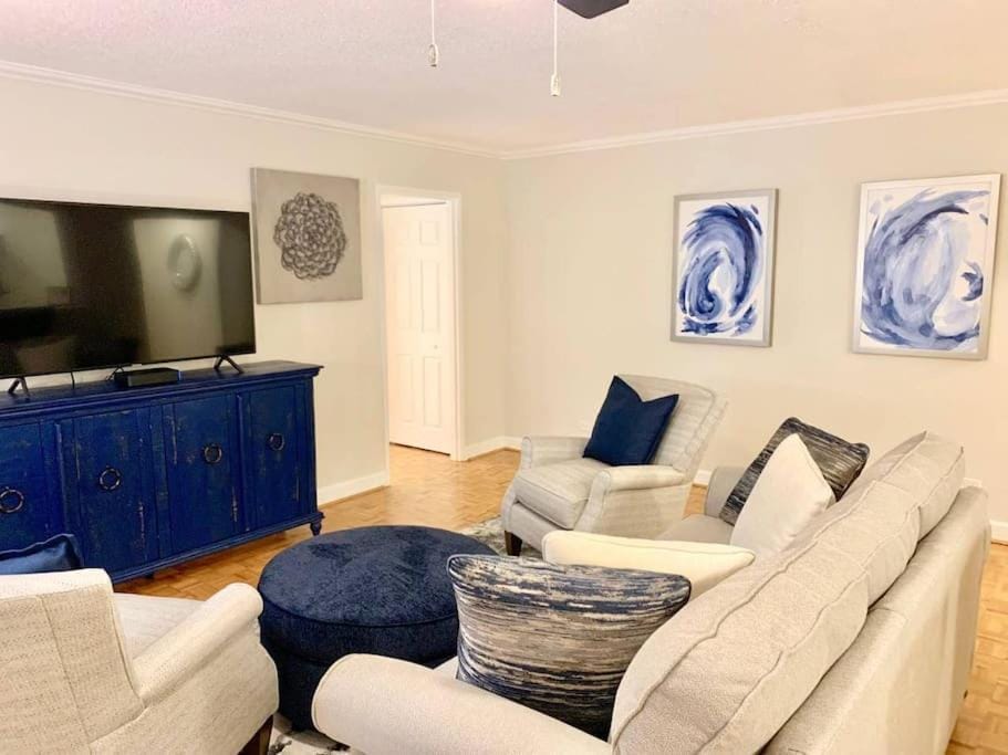 7N - 1BD 1BA Downtown Atlanta Hotel District House in Atlanta