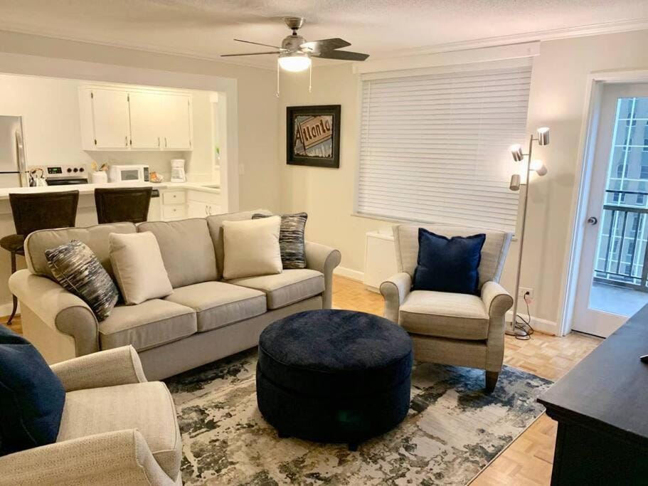 7N - 1BD 1BA Downtown Atlanta Hotel District House in Atlanta