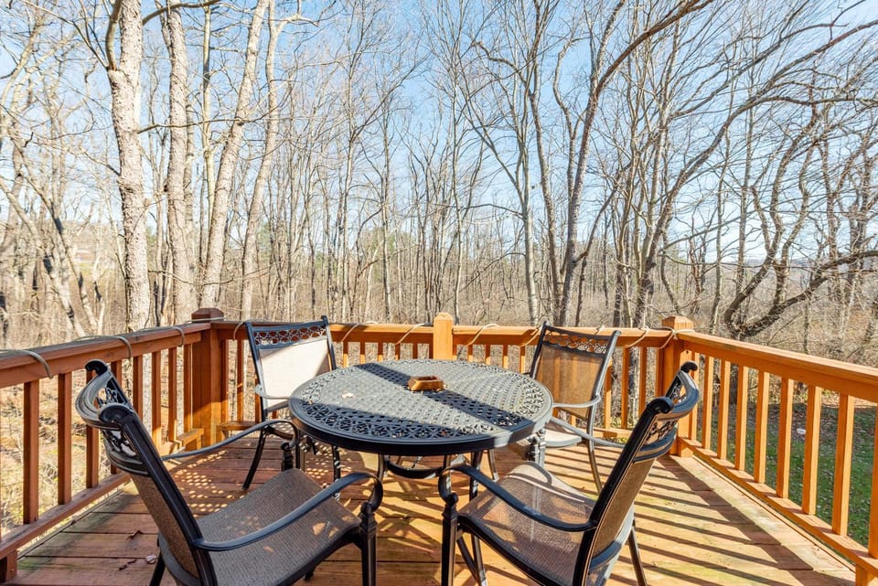 Heaven Cant Wait by Railey Vacations House in McHenry