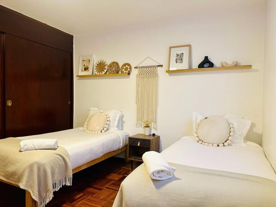 Apartment nearby Antara Fashion Mall 10 min by car Apartment in Mexico City