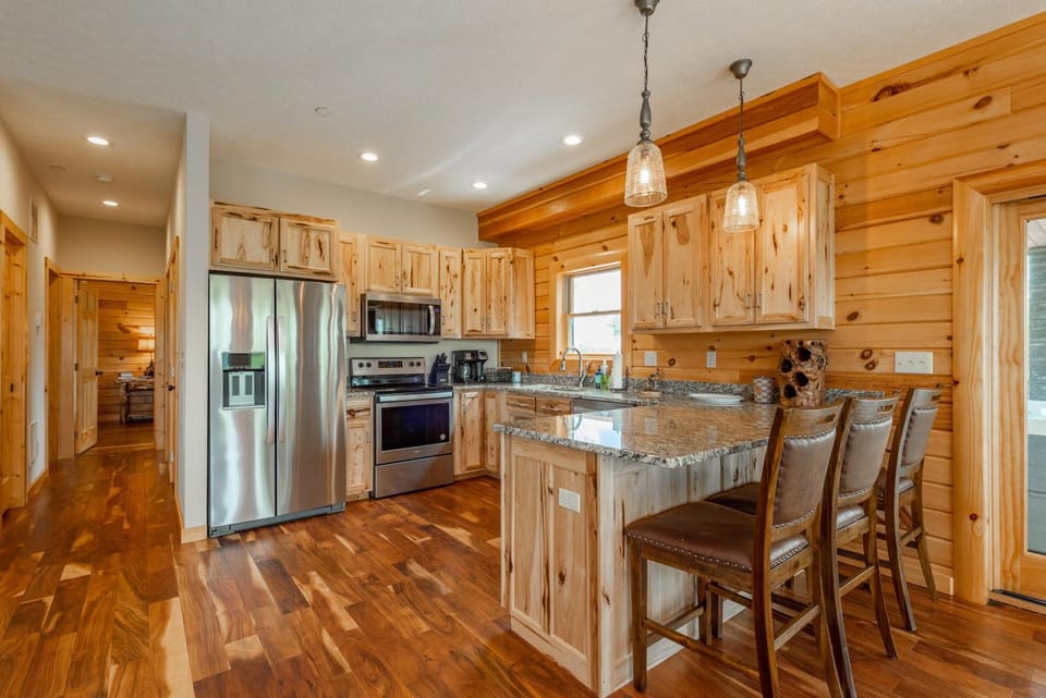 Honey Pot by Railey Vacations House in Deep Creek Lake