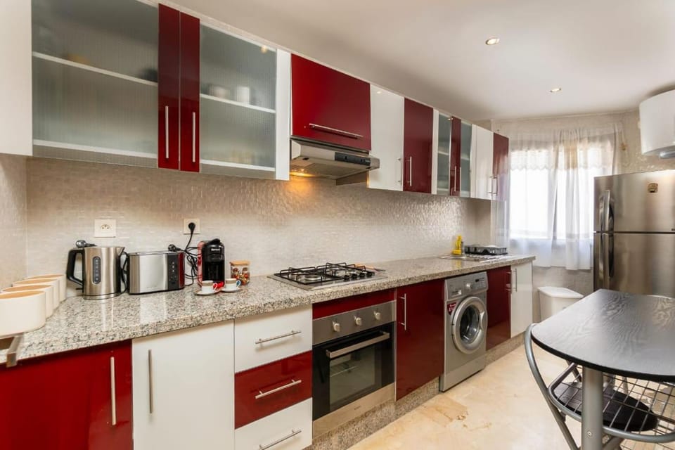 Appartement moderne au centre d'Agadir - proche plage & Souk El Had Apartment in Agadir