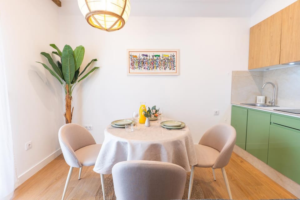 Kitchen or kitchenette, Living room, Dining area