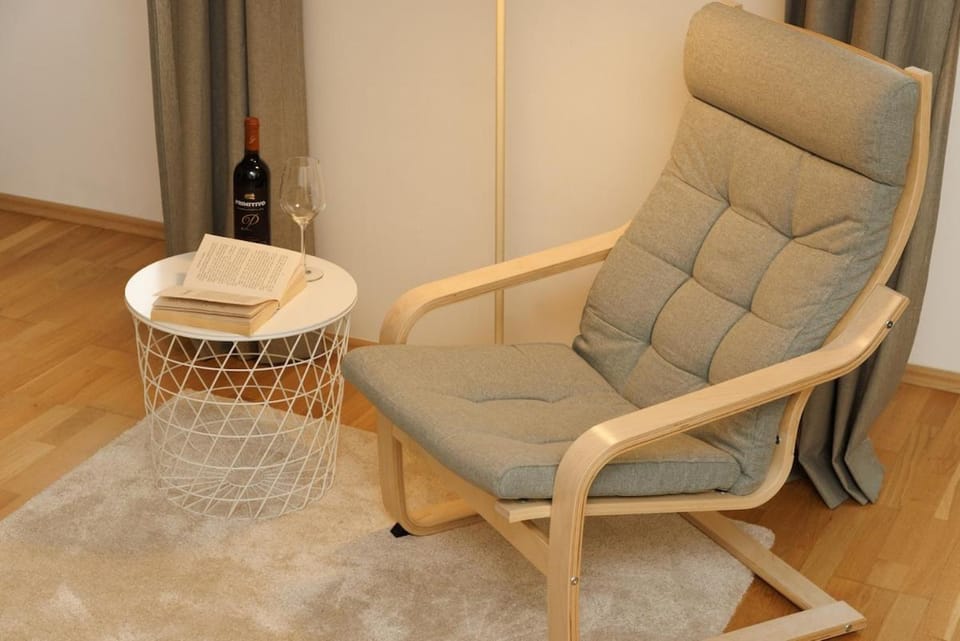 Crown apartments! Cozy modern apartment near Naschmarkt Apartment in Vienna