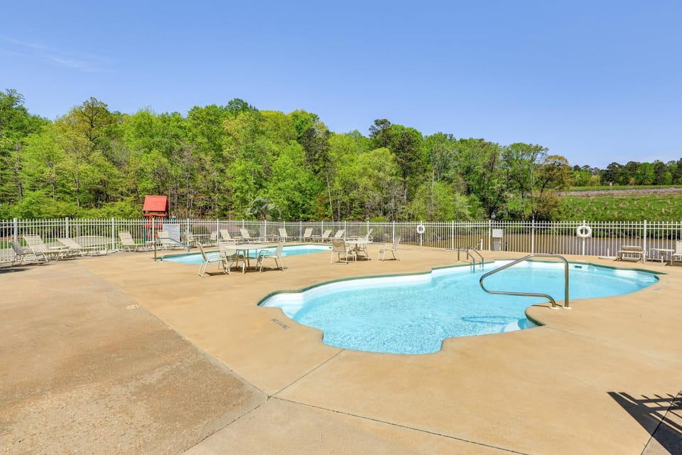 Boat Slip & Pool Access: Alexander City Escape House in Alexander City