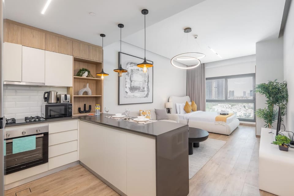 Free housekeeping visits during your stay - StayShort - Elegant Studio in Rokane G25 Good for 2 Apartment in Dubai