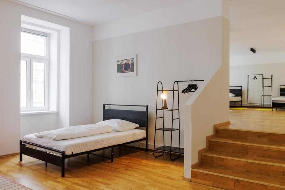 Crown apartments! Urban Loft near Naschmarkt! Apartment in Vienna