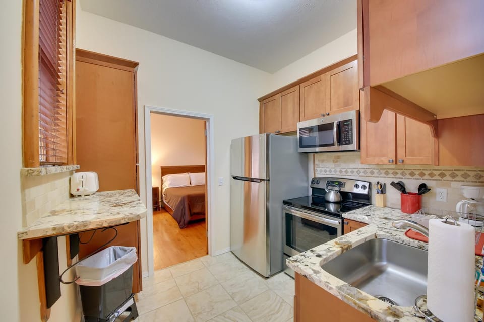 Great for Skiing & Biking! Cozy Dtwn Wallace Condo House in Wallace