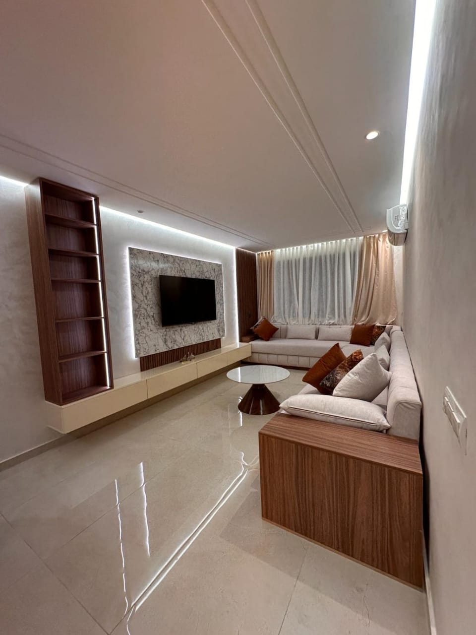 Communal lounge/ TV room, Living room