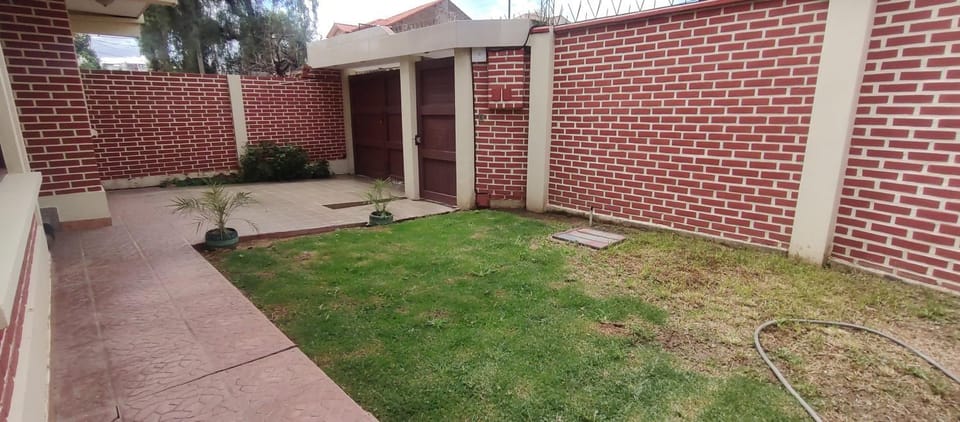 Garden, Parking