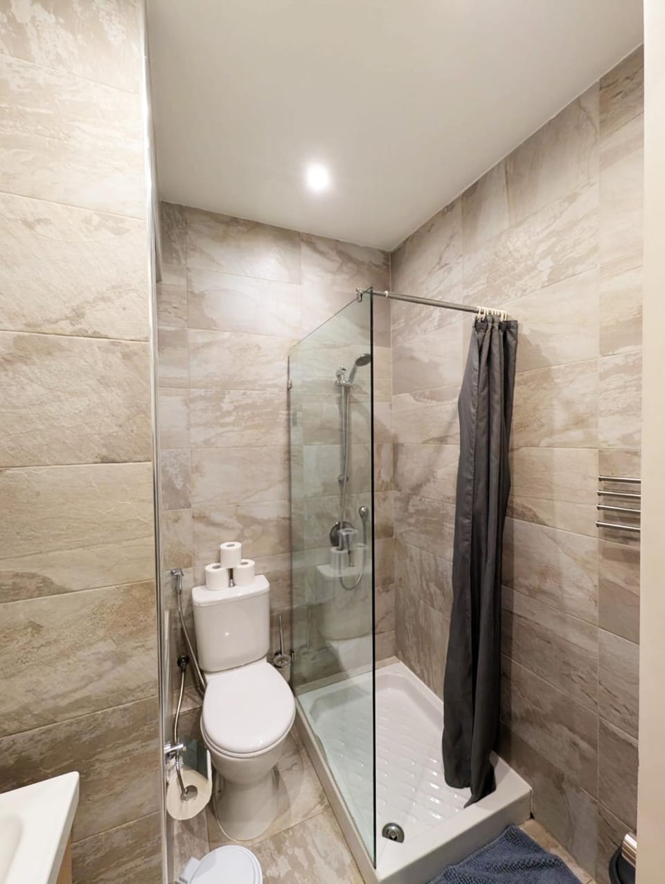 Modern 2BR Superb location Center of St Julians Apartment in Saint Julians