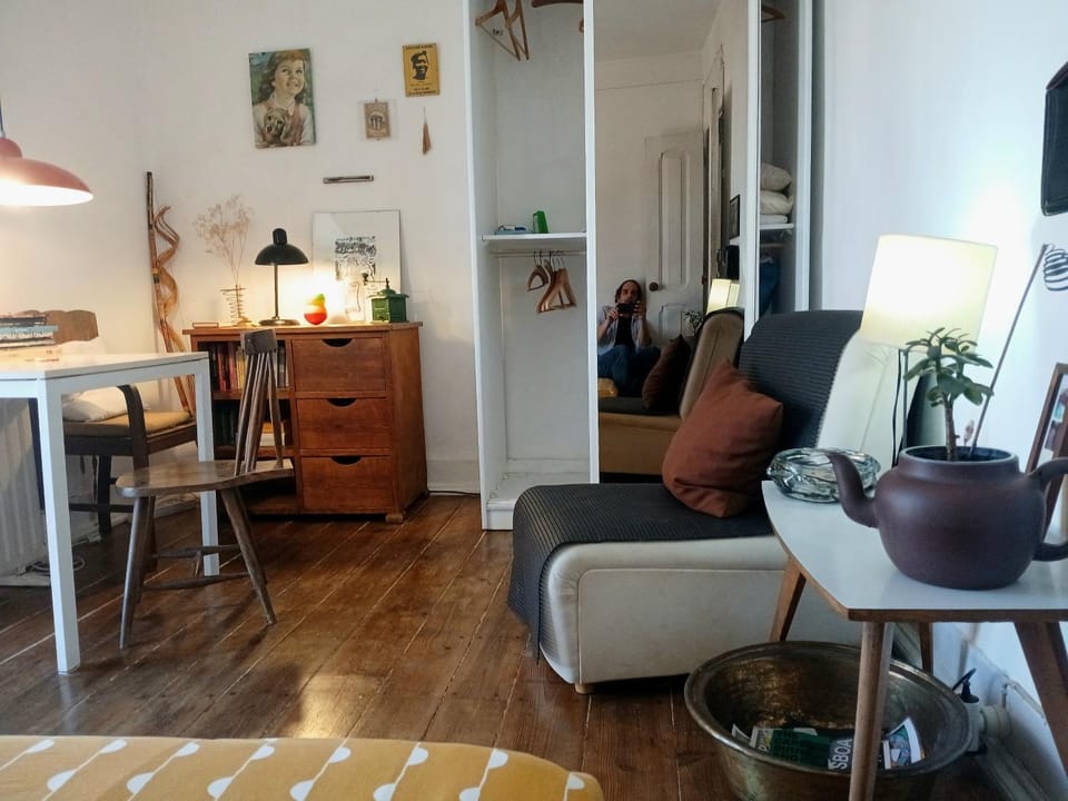 Artsy Room at the Republica das Bananas - Close to the city centrer Vacation rental in Lisbon