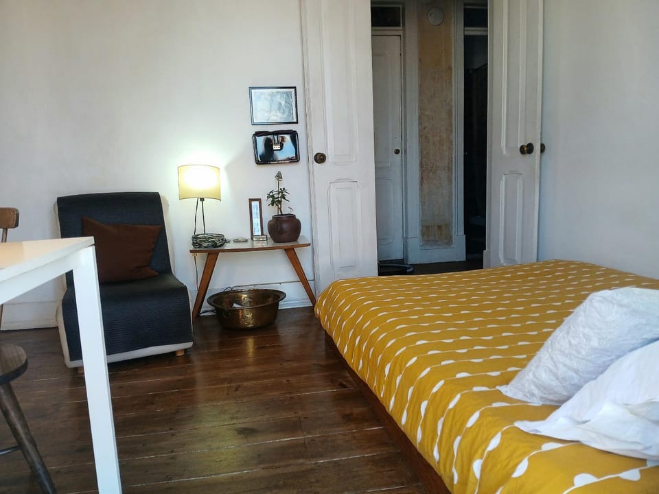 Artsy Room at the Republica das Bananas - Close to the city centrer Vacation rental in Lisbon