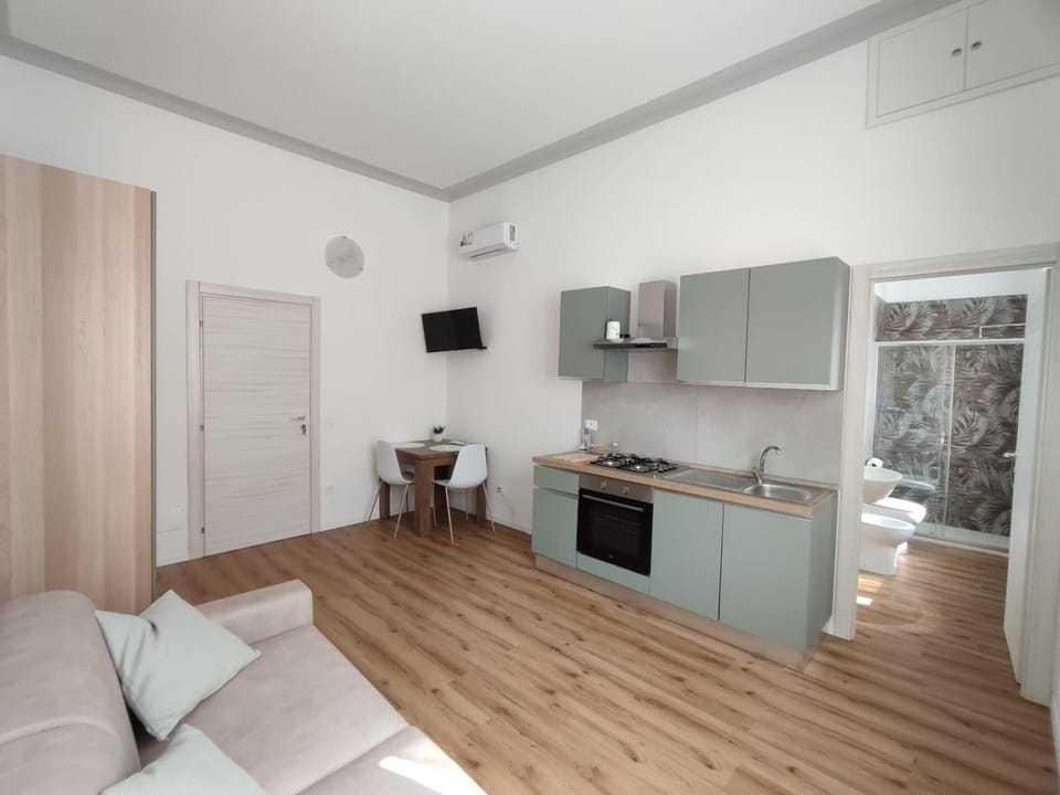 Casa Dante 4 Bed and Breakfast in Lombardy