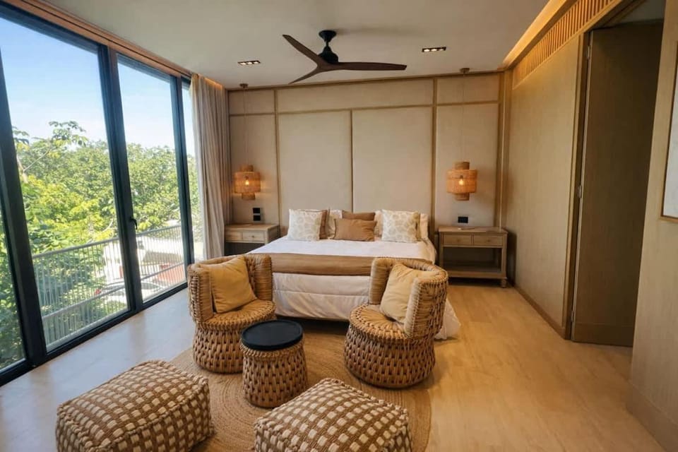 Bed, Living room, Photo of the whole room, Bedroom