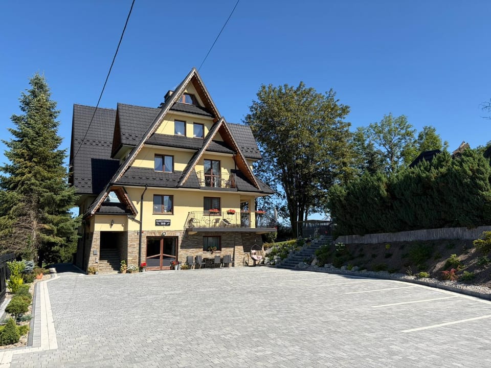 Property building, Parking