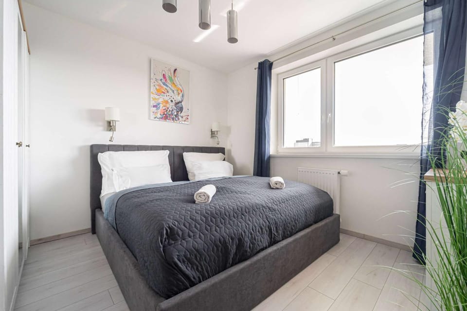 Central - Sunny - Spacious - Balcony Apartment in Budapest