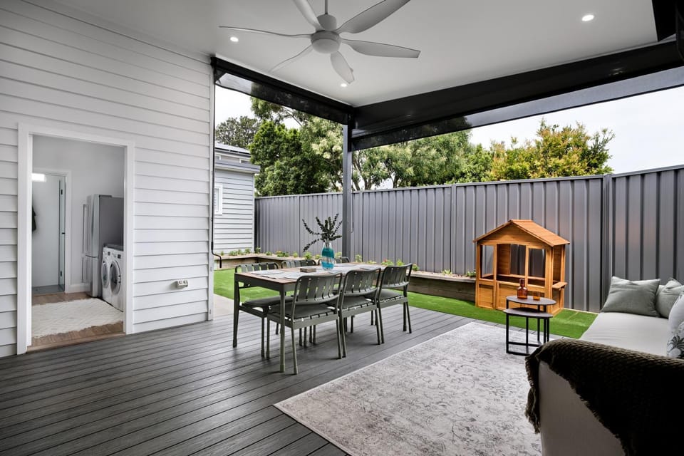 Garden, TV and multimedia, Balcony/Terrace, Dining area, heating, laundry