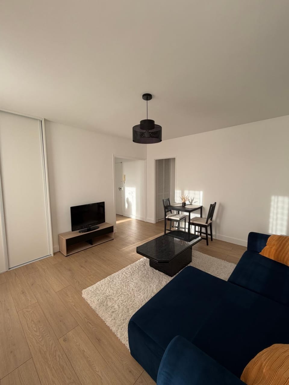 Edip Apartment in Saint-Denis, France
