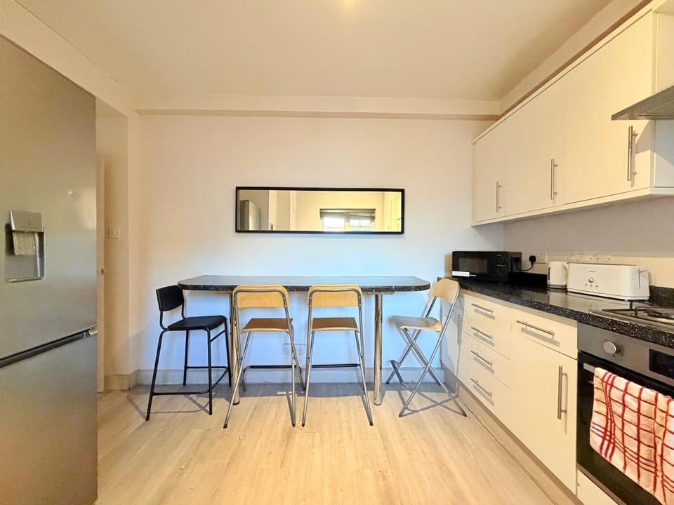 Flat 54A Apartment in London Borough of Camden