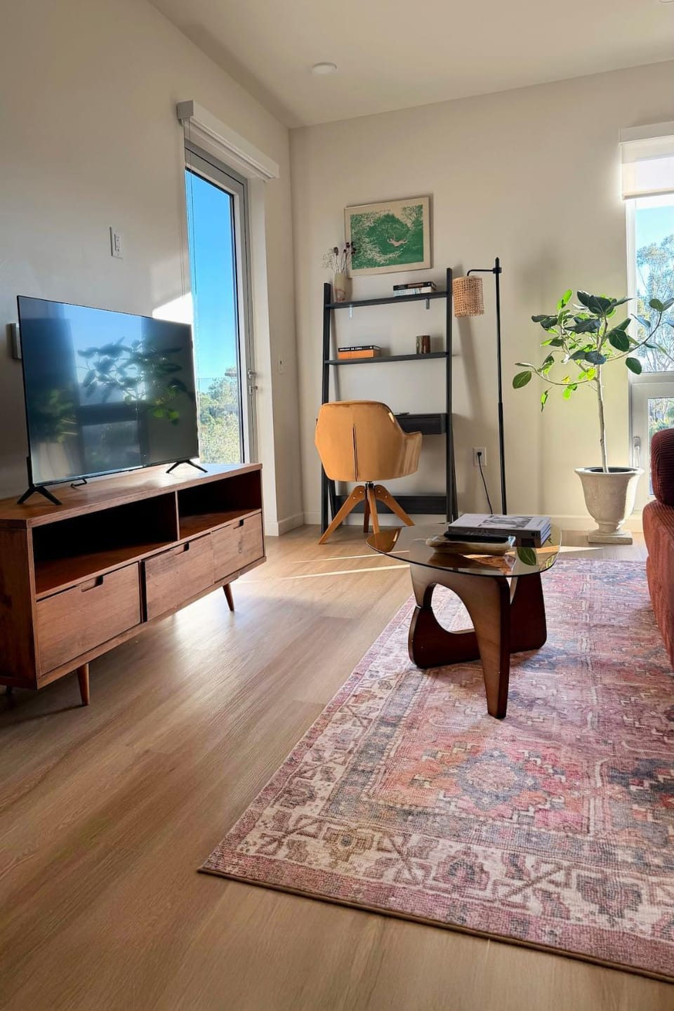 Luxury Designer Hillcrest Apartment with Pool & Gym Apartment in San Diego