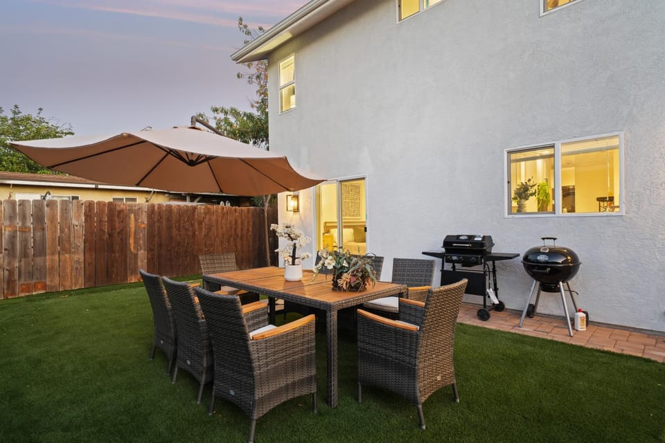 Entire Private Home with 3 Bedrooms 2 Bathrooms, with Garage, Gated Yard, King Bed House, Available Now House in El Cajon