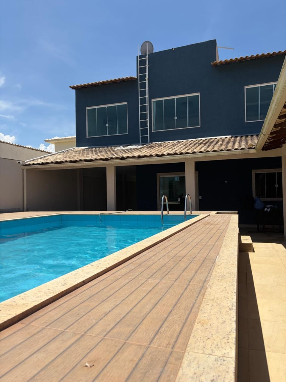 Property building, Swimming pool
