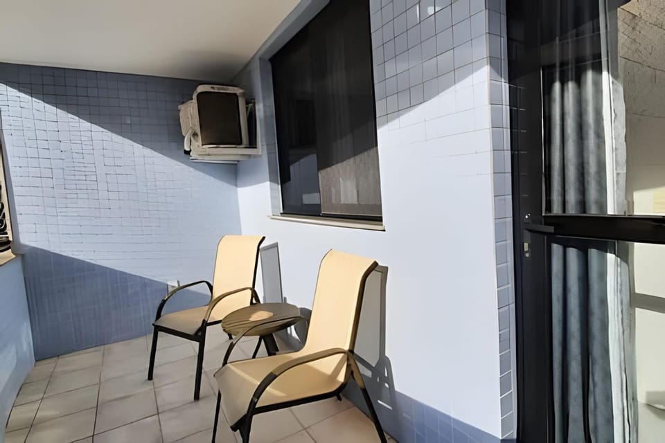 Seu apartamento em Copacabana espera por você! Rj Apartment in Rio de Janeiro