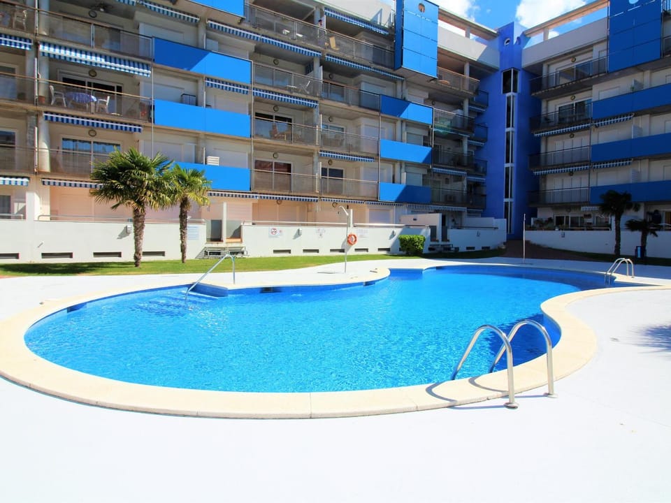 Encantador Bajo con Terraza Cerca Playa - ES-258-183 Apartment in Roses