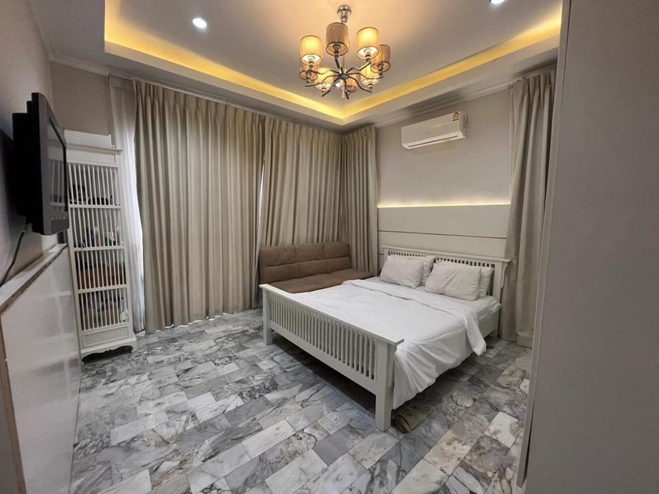 Mellopoolvilla House in Pattaya City