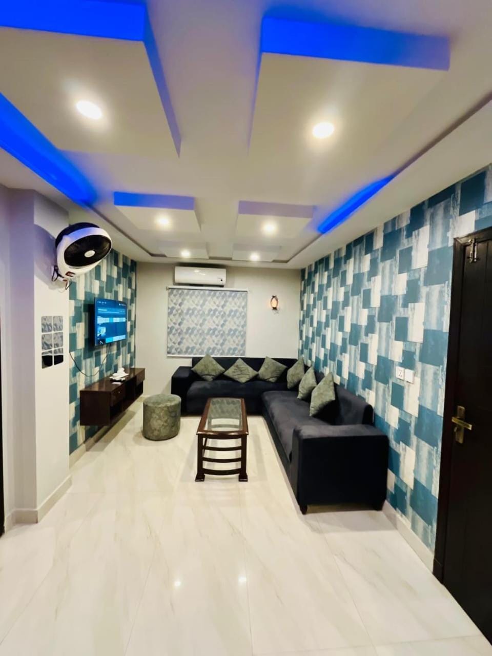 TV and multimedia, Living room, air conditioner