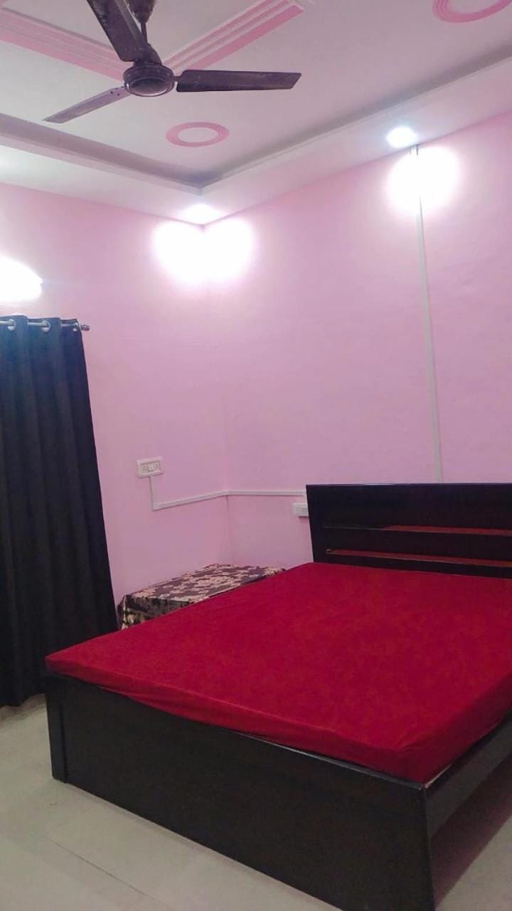 Laxminarayan Sadan Apartment in Uttar Pradesh