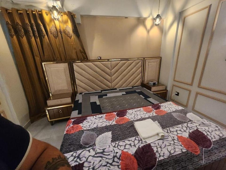 Fully furnished apartment for Rent on daily basis Apartment in Karachi