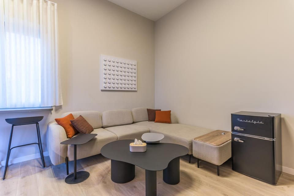 Maison Coral 2BR Apartment In Mar Mikhael Apartment in Africa