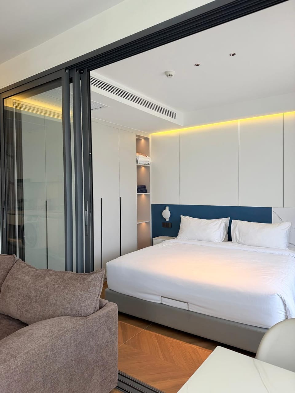 Sunshine Beach Residences Apartment in Choeng Thale