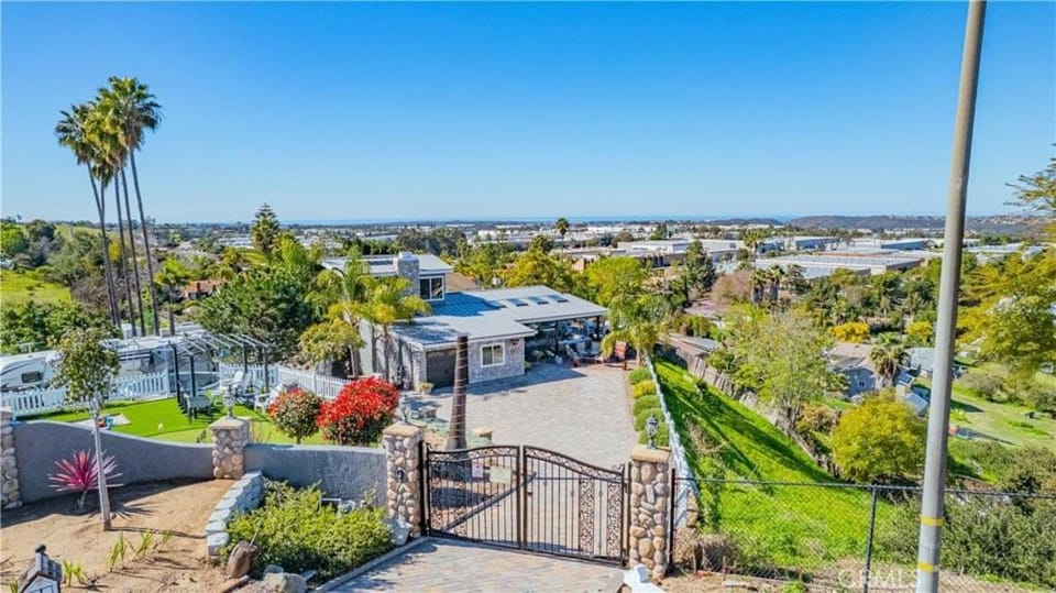 Panoramic view House in Vista