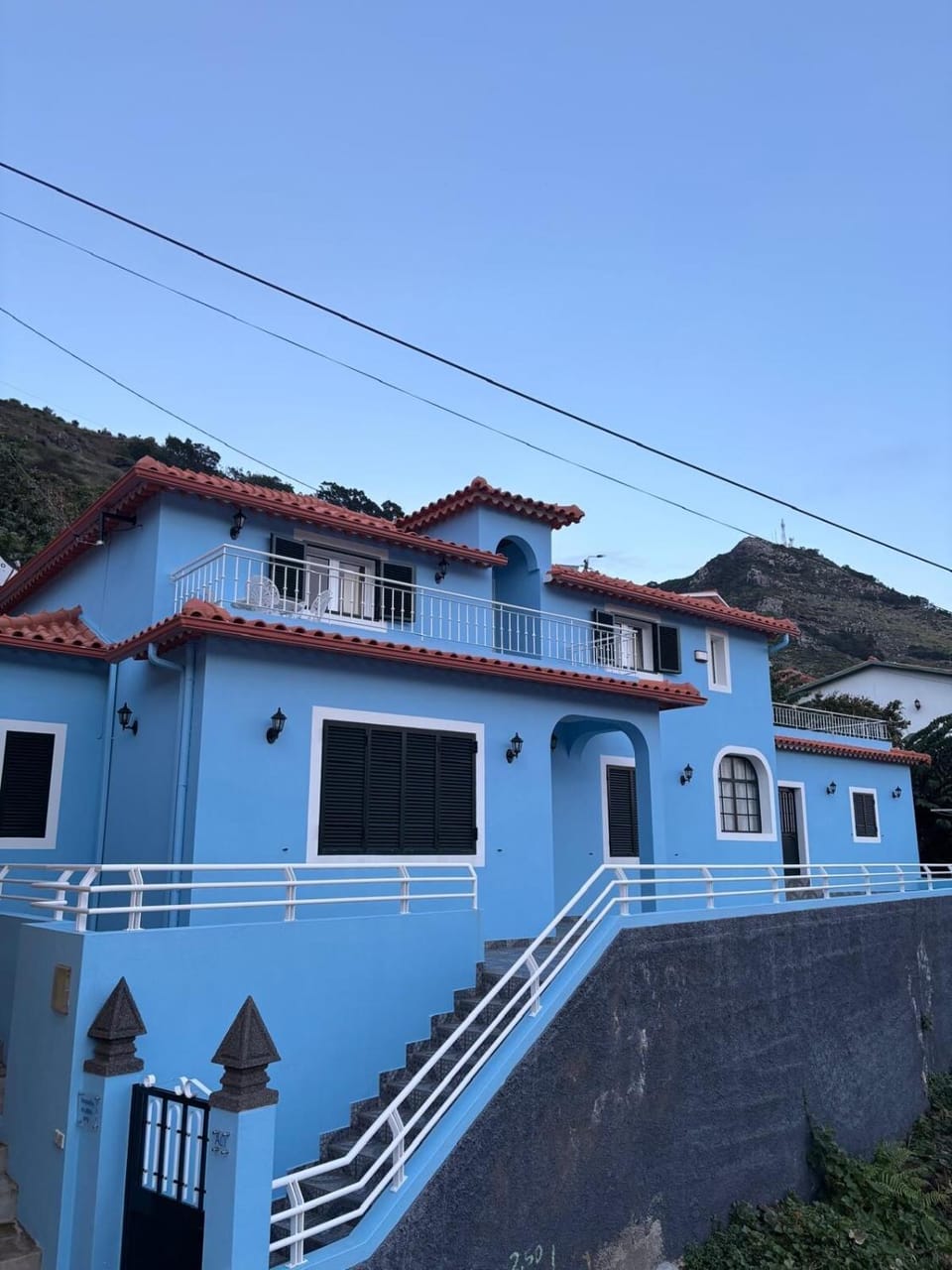 Property building, Day