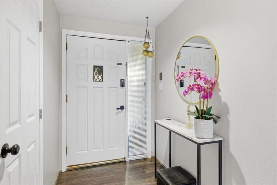 Stay in the heart of Medford House in Medford