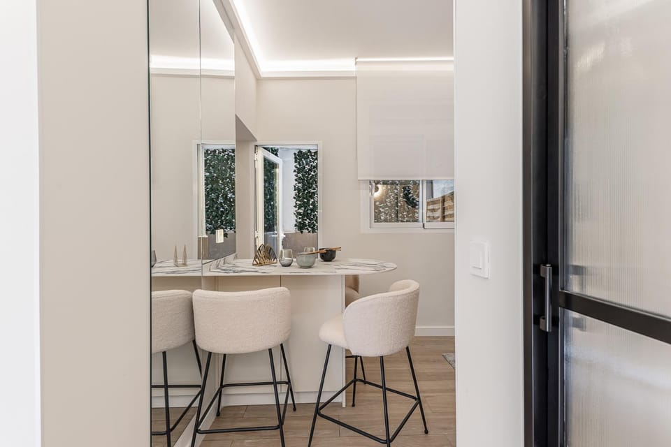 Queen's Chueca Boutique IV - Alojamiento corta estancia Apartment in Centro
