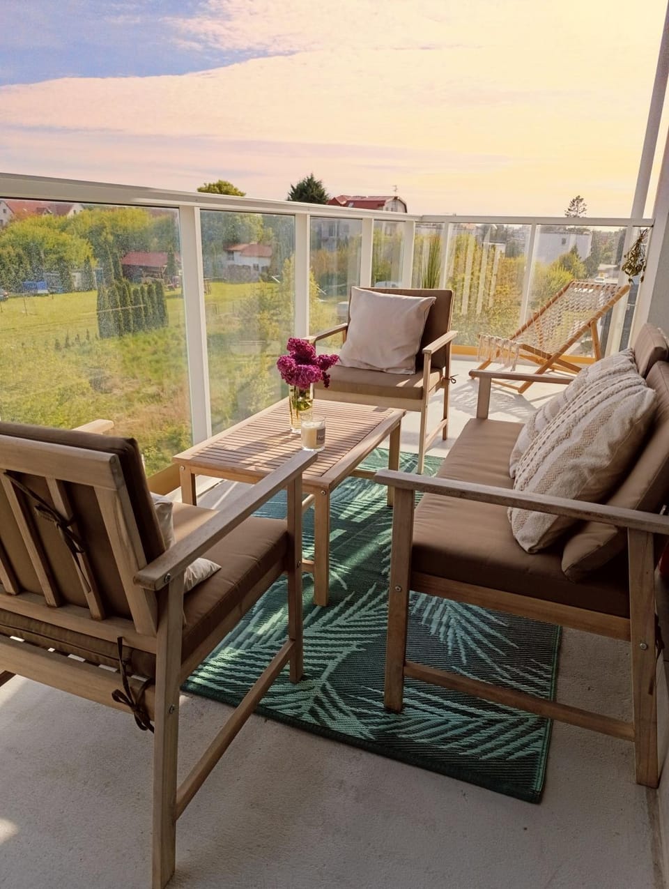 View (from property/room), Balcony/Terrace, Seating area