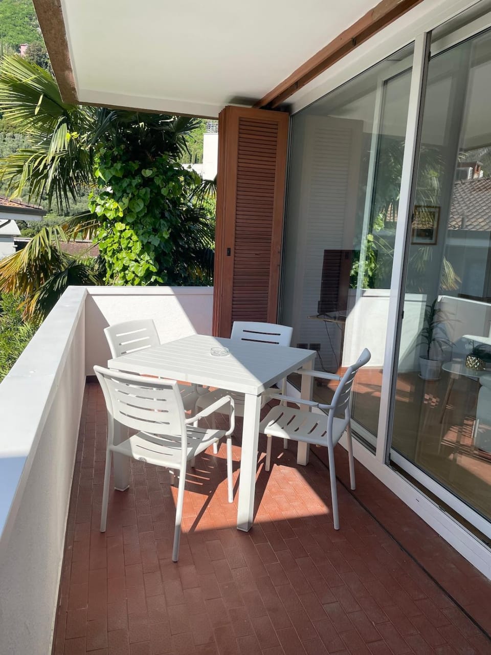 Day, View (from property/room), Balcony/Terrace, Balcony/Terrace, Dining area, Garden view