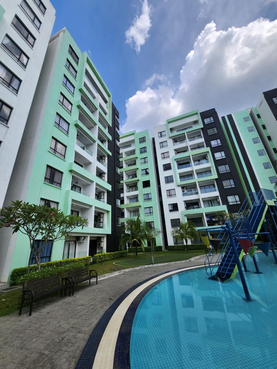 Property building, Swimming pool
