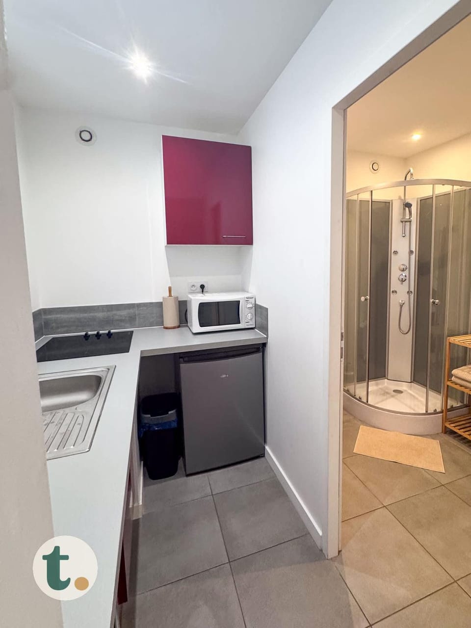 Kitchen or kitchenette