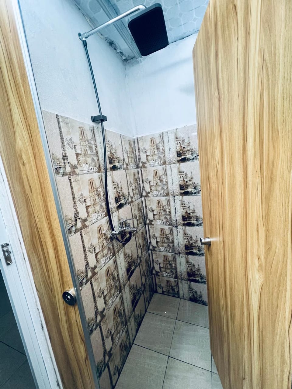 microwave, wardrobe